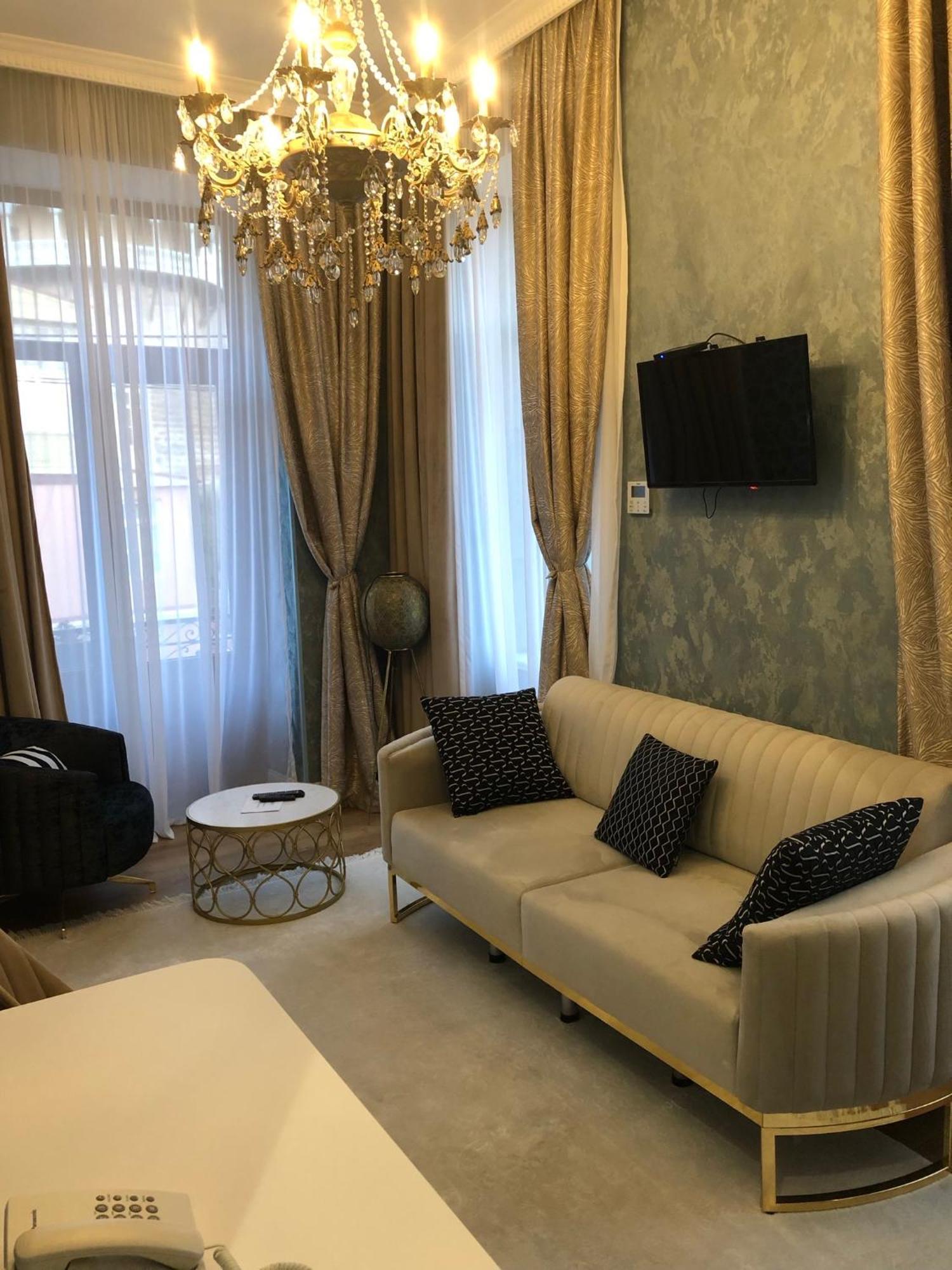 Rikhe Palace Boutique Hotel Тбилиси Екстериор снимка