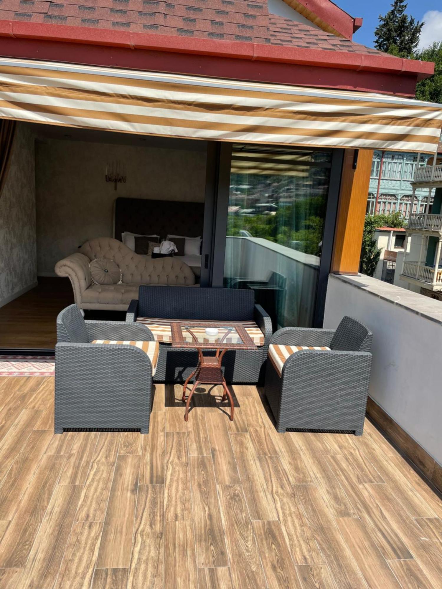 Rikhe Palace Boutique Hotel Тбилиси Екстериор снимка